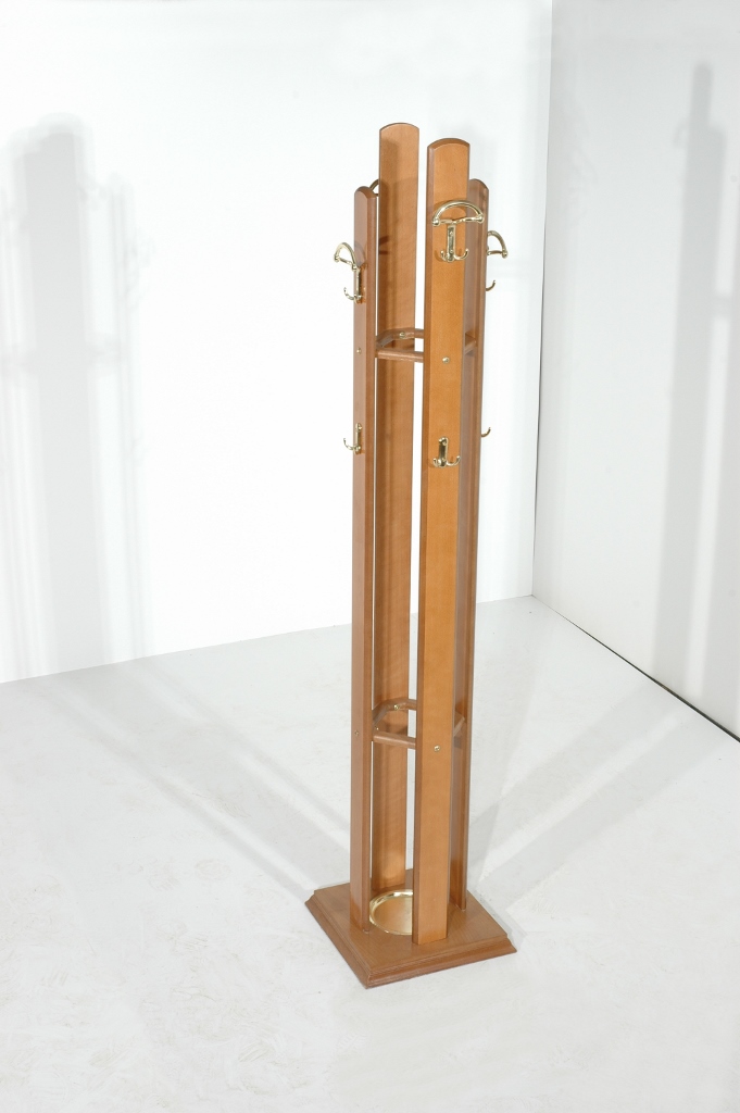 Coat stands with beadings from 80 €